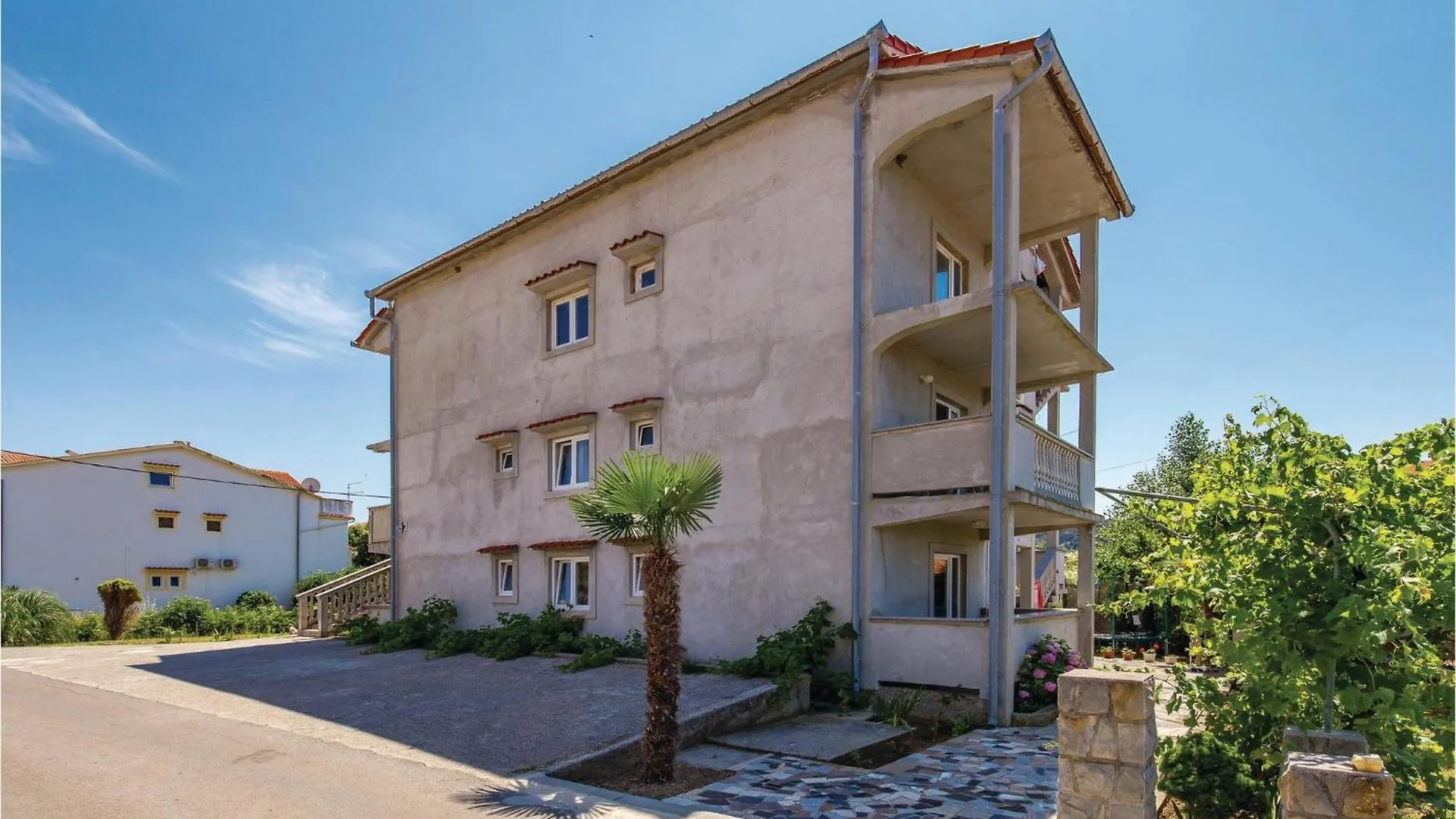 Lovely Apartment In Lopar With Wifi Kroatië